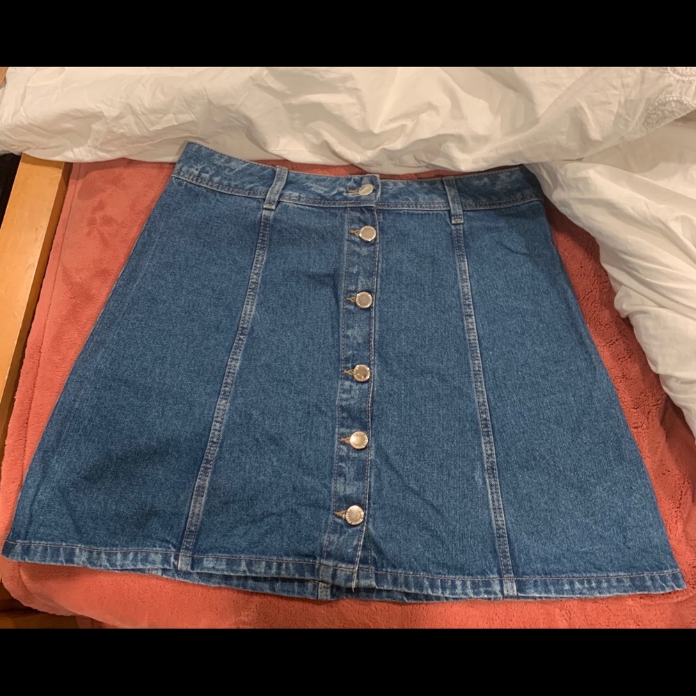 Denim skirt